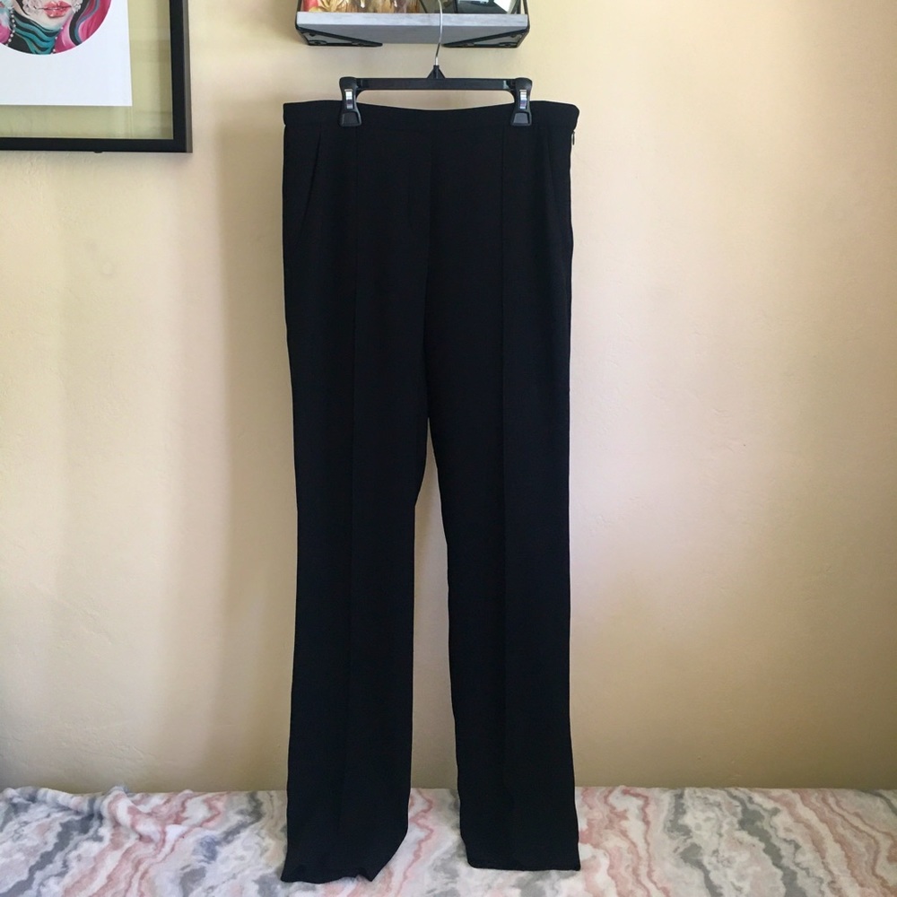 The perfectly comfortable & stylish work pant.